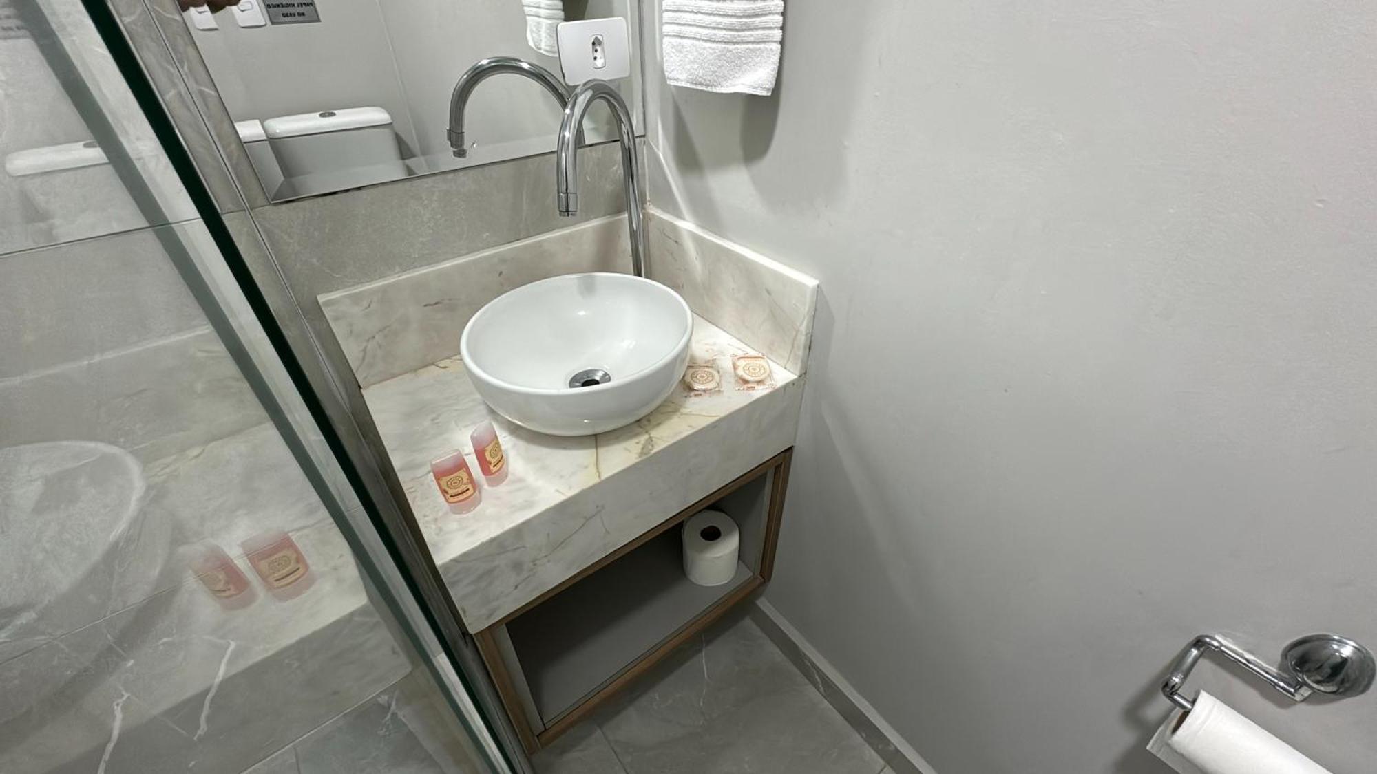 קוריטיבה 09- Studio Lindamente Decorado! Ideal Para Casal!!! מראה חיצוני תמונה