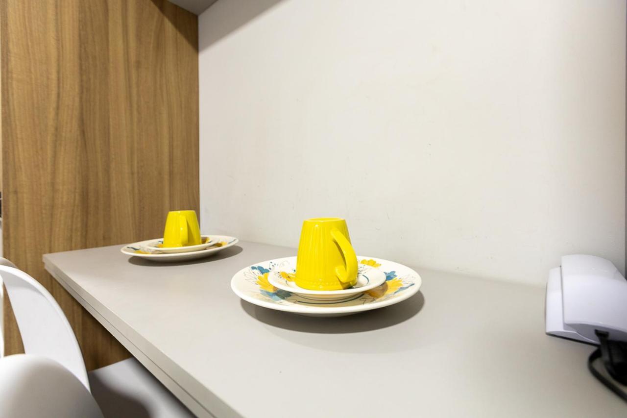 קוריטיבה 09- Studio Lindamente Decorado! Ideal Para Casal!!! מראה חיצוני תמונה